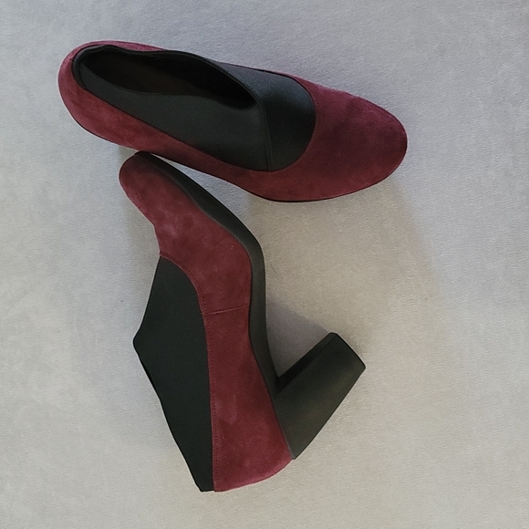Heeled faux suede - Picture 2 of 4